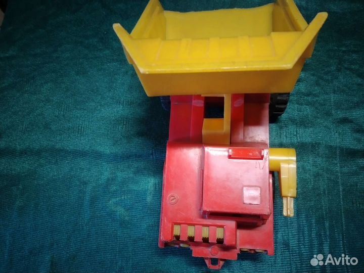 Грузовик самосвал пластик игрушка СССР