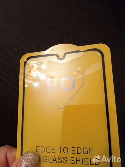 Защитное стекло на Honor 10 Lite