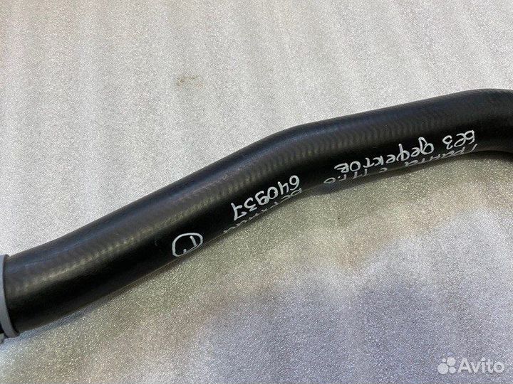 Патрубок радиатора LADA Granta 2011