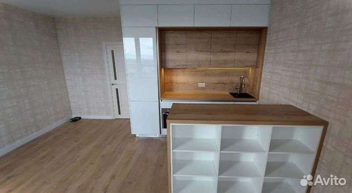 Кухня в потолок