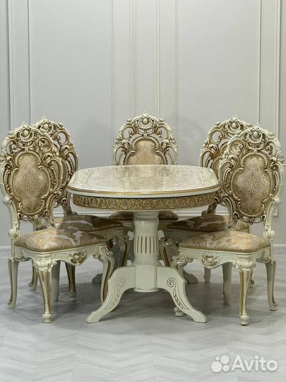 Столы и стулья. в наличии