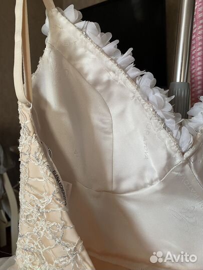 Нарядное платье