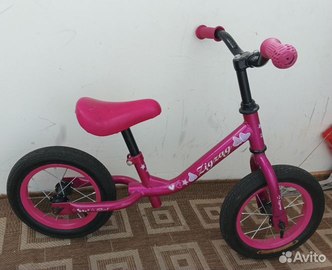 Беговел для девочки