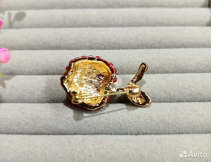 Брошь яблоко