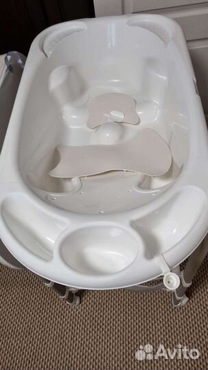Пеленальный столик с ванночкой