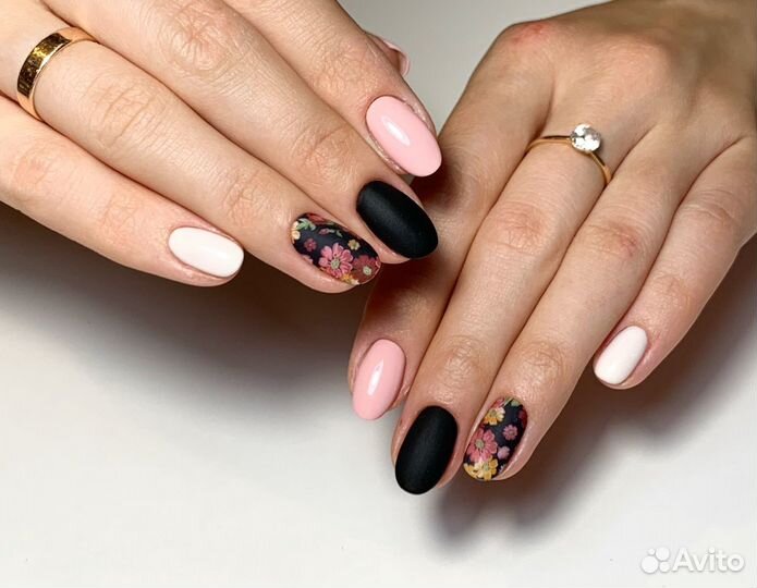 Маникюр и педикюр