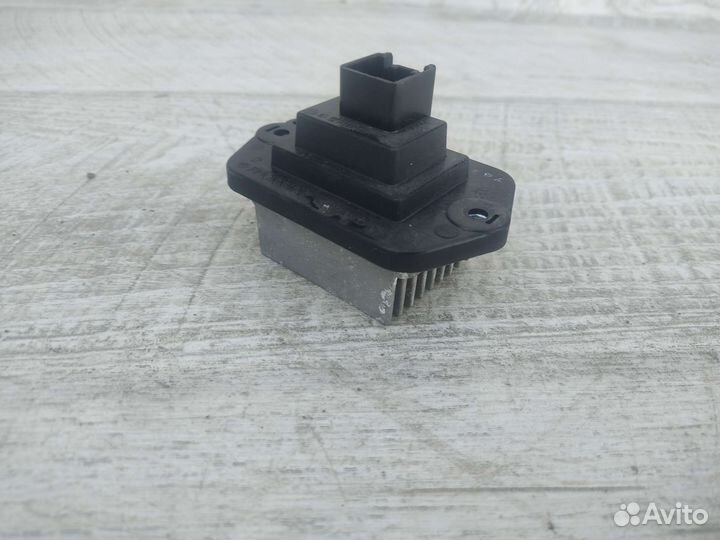 Резистор печки Mazda 6 GG CX-7 2 DE