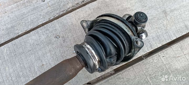 Привод левый Рено Логан 8кл
