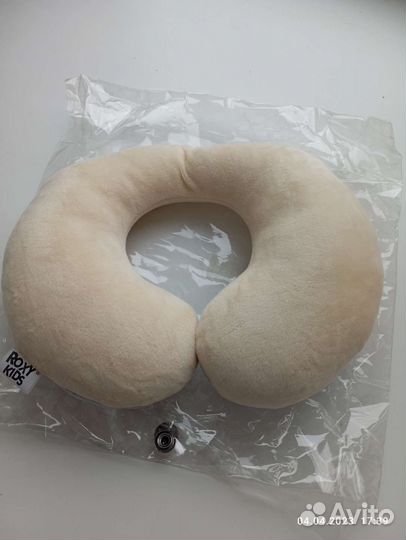 Подушка детская дорожная на шею