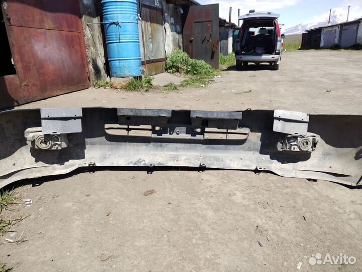 Бампер передний