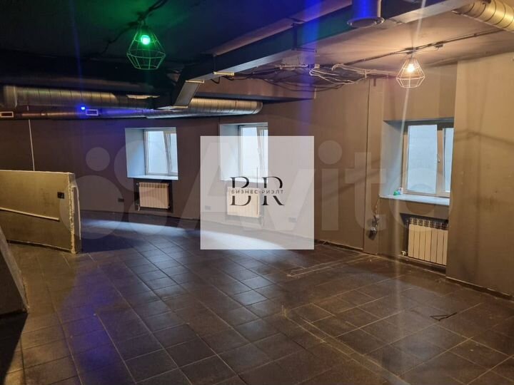 Свободного назначения, 90 м²