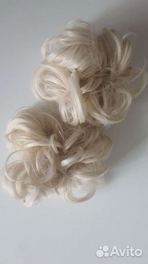 Шиньон на резинке блонд
