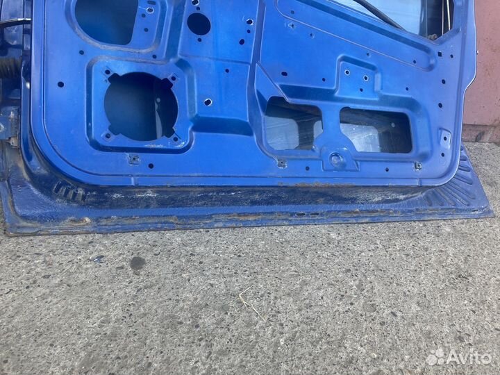Передняя правая дверь ваз 2110-12 priora