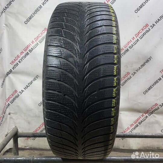 Goodyear UltraGrip 215/55 R17 94T