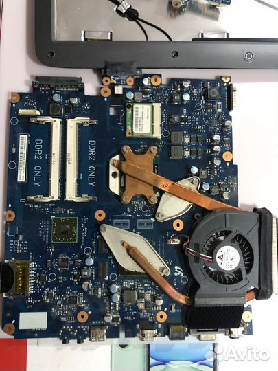 Ноутбук samsung R525