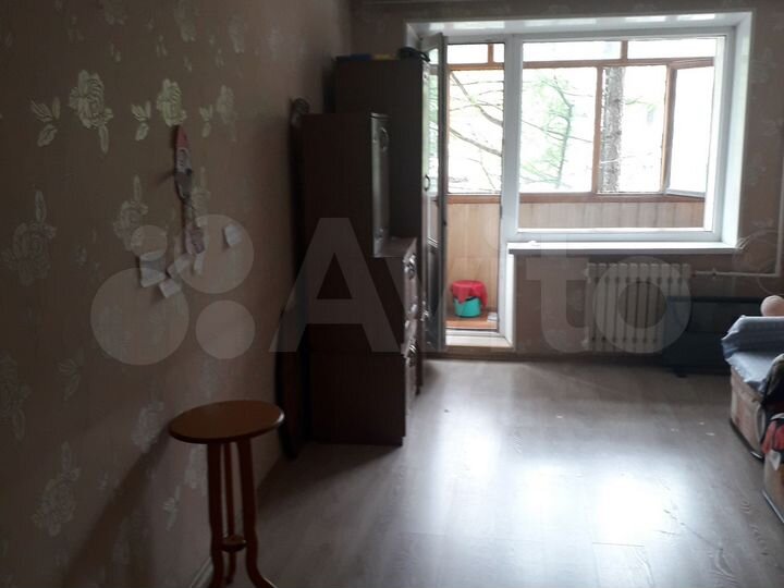 3-к. квартира, 64 м², 2/4 эт.