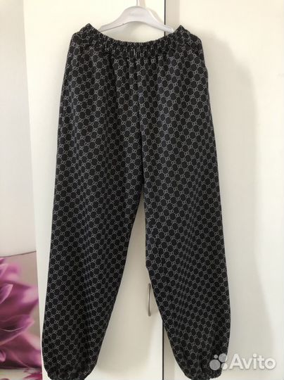 Спортивные женские штаны