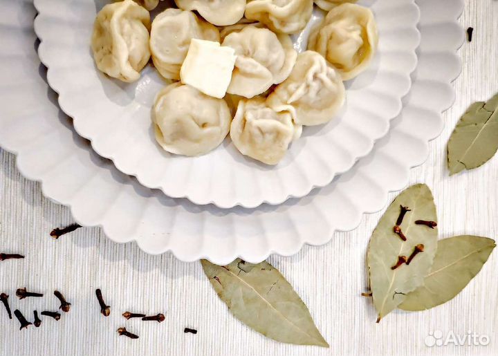 Домашние пельмени, вареники, манты, хинкали