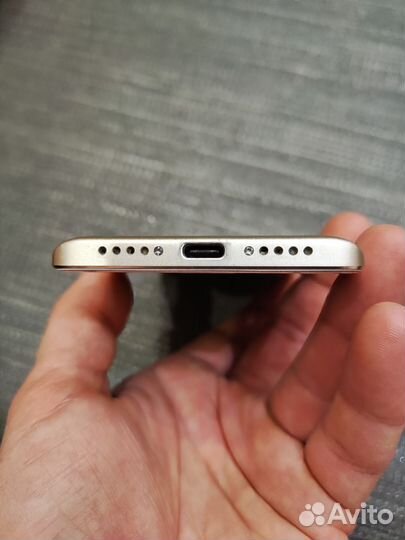 Xiaomi Mi 5S, 3/64 ГБ