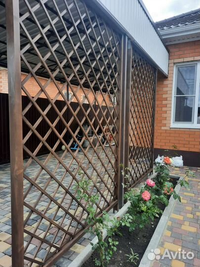 Шпалера деревянная