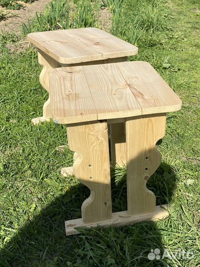 Табурет деревянный