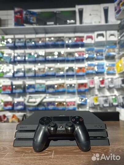 Sony Playstation 4 Pro третье ревизии + 5 подарков