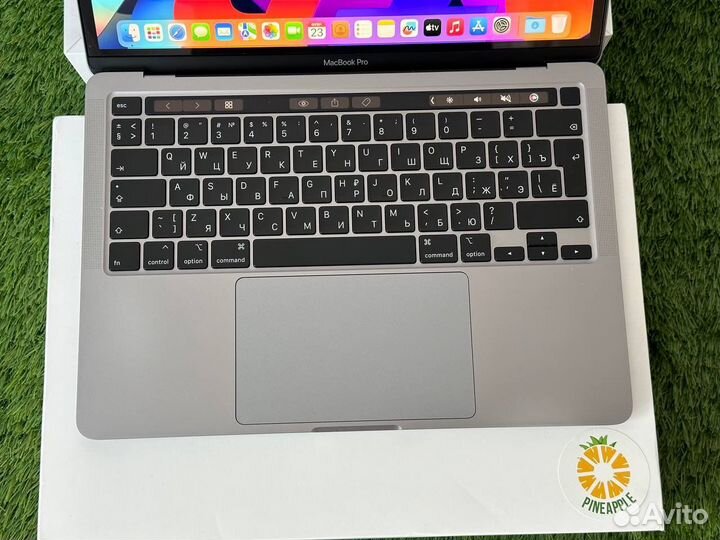 MacBook Pro 13 2020 TouchBar