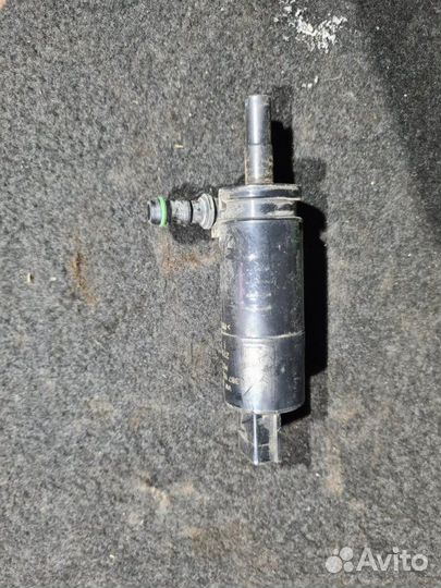 Насос омывателя фар Volkswagen Tiguan