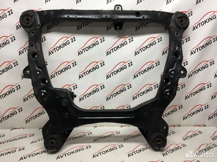 Балка под двс передняя Toyota Harrier MCU35 1MZ-FE