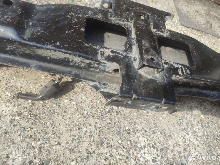 Балка задняя mazda 323