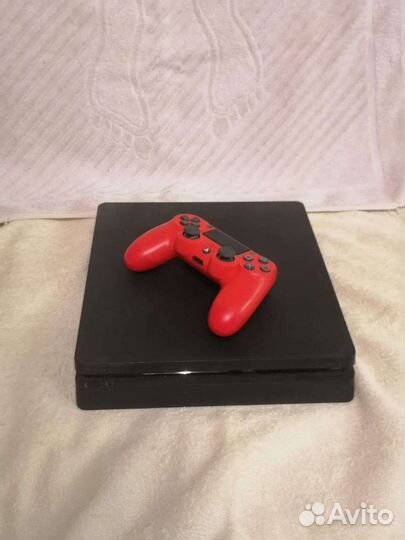 Sony PS4 slim