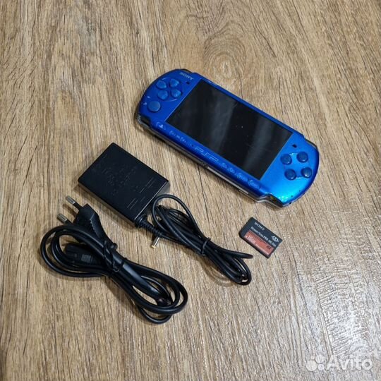 PSP - 3006 Vibrant Blue Slim&Lite (прошитая)