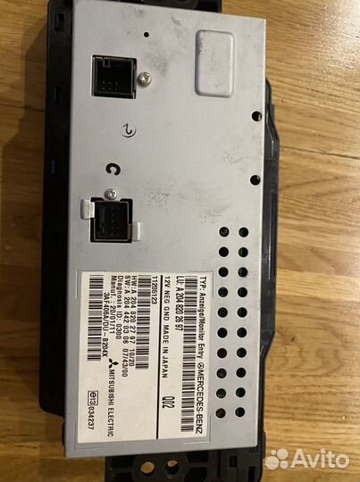 Автомагнитола Mercedes Benz GLK 2011