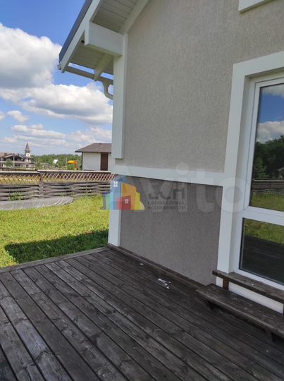 Коттедж 174 м² на участке 11 сот.