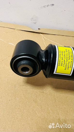 Задний амортизатор Volkswagen Touareg 2 NF