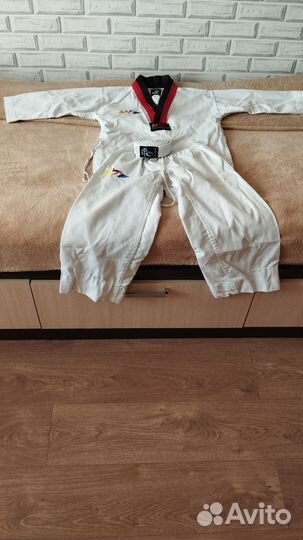 Форма для тхэквондо + защита