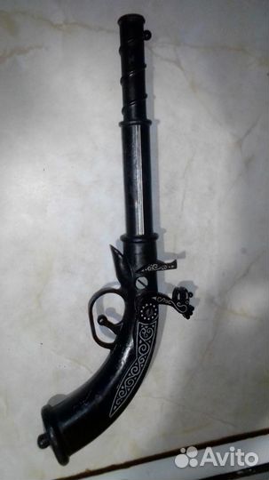 Детские игрушки пистолет