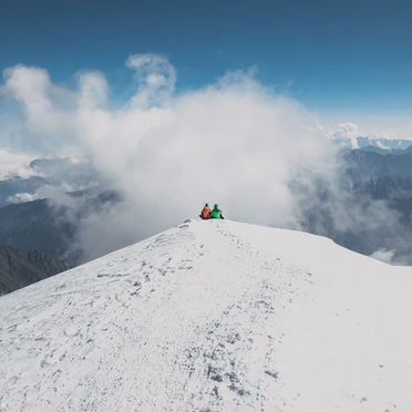 Эльбрус: восхождение на 5642 метра