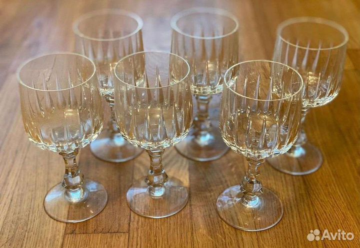 Хрустальные рюмки