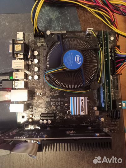 Связка Asrock B560M HDV +i3 10105f +8gb