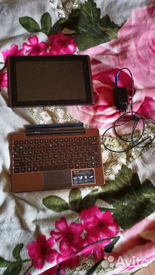 Планшет трансформер asus