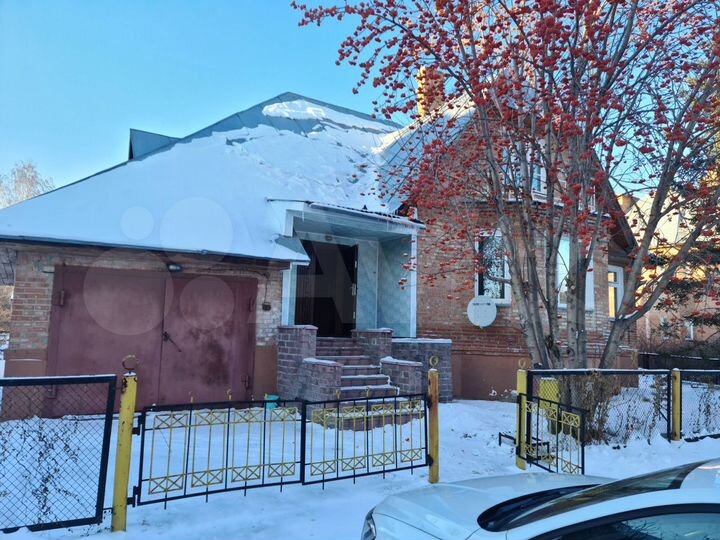 Коттедж 250 м² на участке 15 сот.