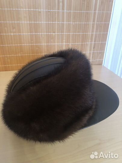 Кепка норковая женская