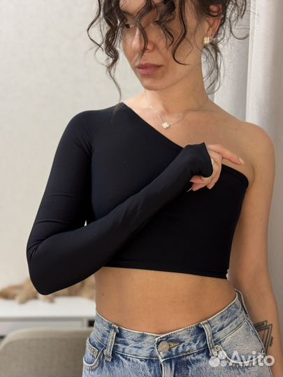 Топ на одно плечо