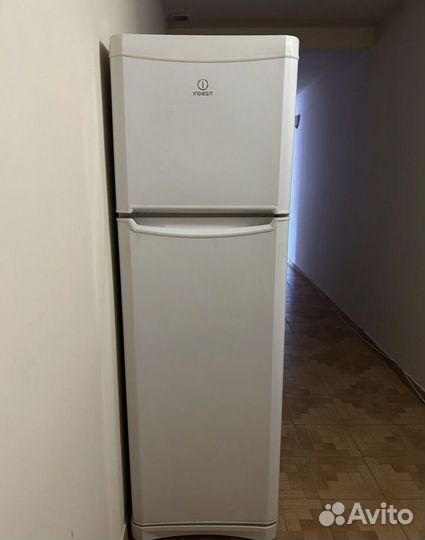 Холодильник бу indesit / гарантия / доставка