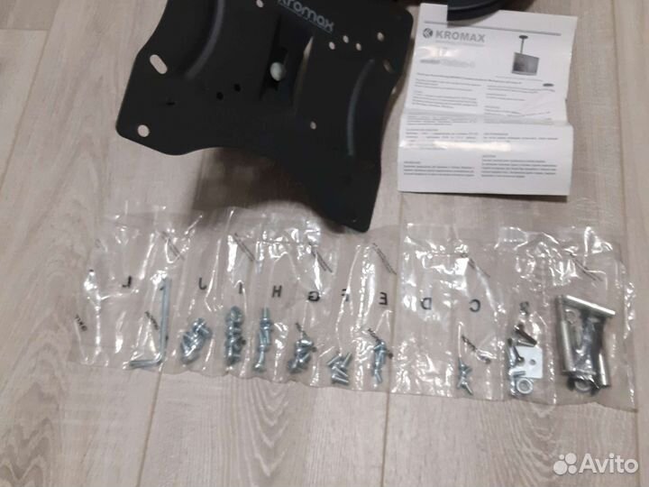 Кронштейн для телевизора на потолок