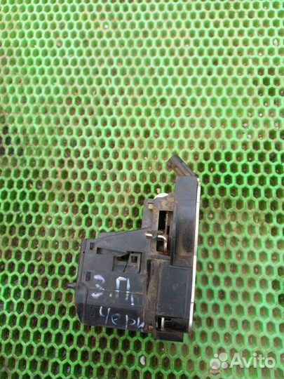 Замок двери задний правый Chery Bonus