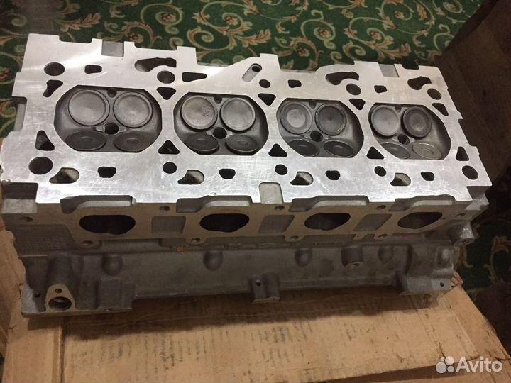 Головка двигателя