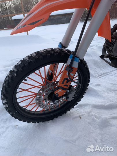 Продам мотоцикл питбайк Regulmoto five 125