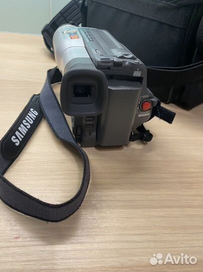 Видеокамера Samsung